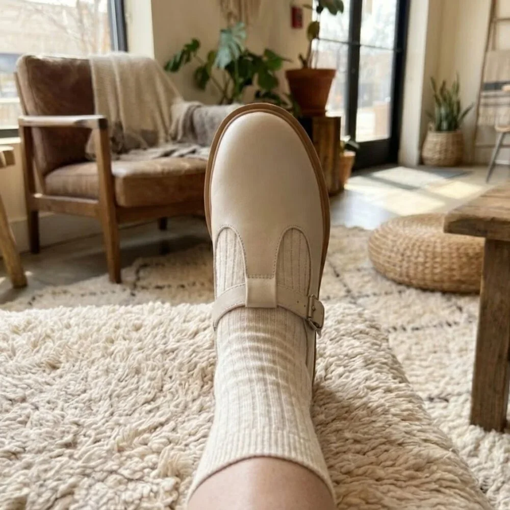 NWT SODA Cream Chunky T-Strap Platform Mary Jane Loafers - Picture 6 of 7